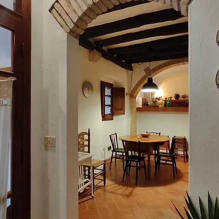 Holiday home Casa De Piedra Del Siglo Xvii Restaurada Con Encanto, 8 Personas, En - Es-228-96 Castello  D'Empuries