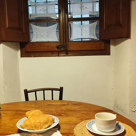 Casa De Piedra Del Siglo Xvii Restaurada Con Encanto, 8 Personas, En - Es-228-96 Holiday home *