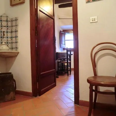 Casa De Piedra Del Siglo Xvii Restaurada Con Encanto, 8 Personas, En - Es-228-96 Castello  D'Empuries